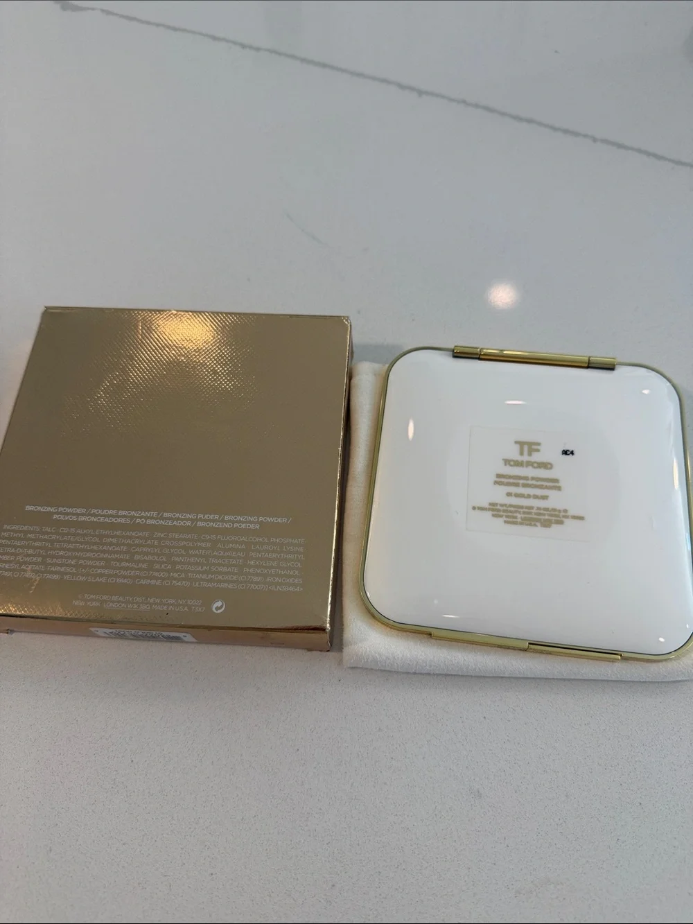 NWT Tom Ford Bronzing Powder - 01 GOLD DUST - Picture 3 of 4